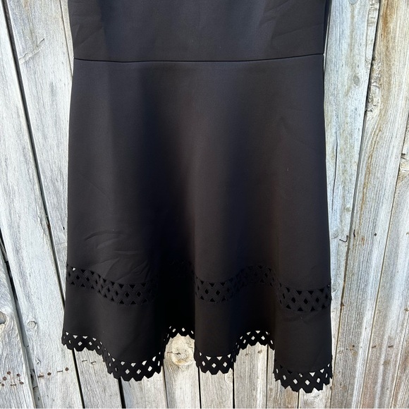 White House Black Market Sleeveless Scuba Fit And Flare Cutout Dress Black 10 - Picture 9 of 16